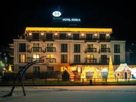 НОВА ГОДИНА 2027 ВЪВ ВЪРНЯЧКА БАНЯ | HOTEL KOCKA 4*